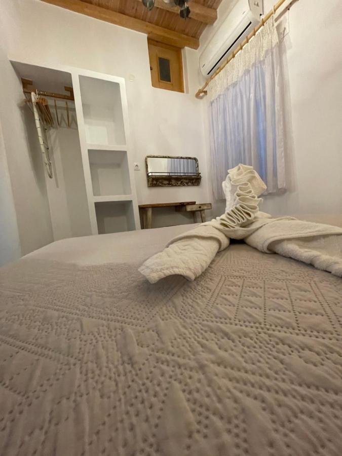Отель Burgos Barrio Naxos City Экстерьер фото