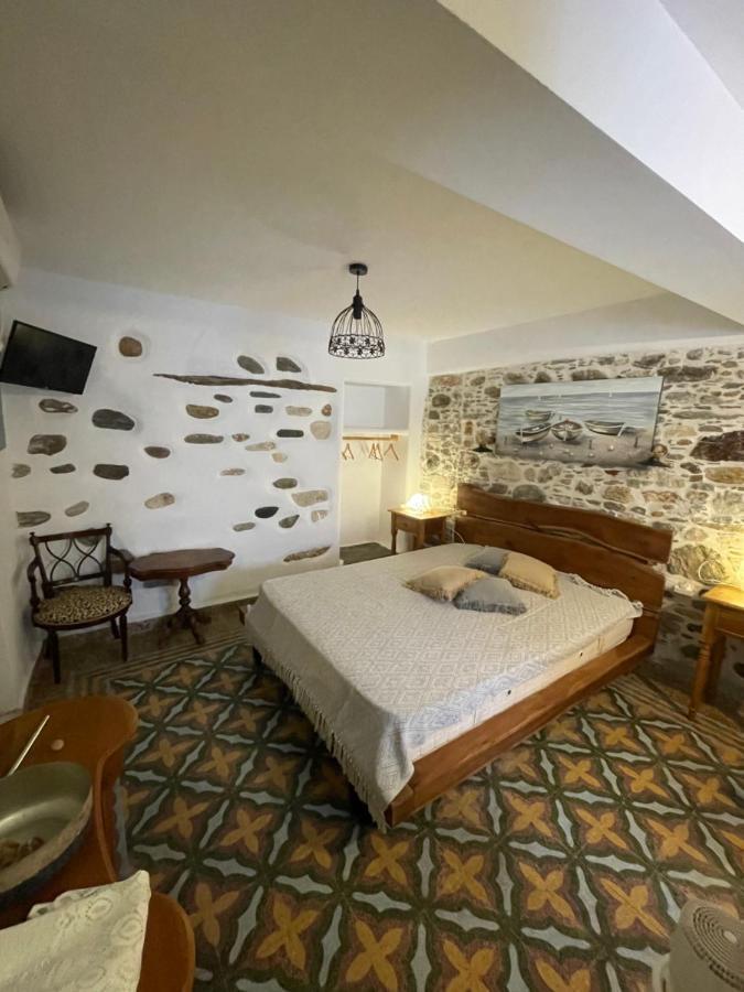 Отель Burgos Barrio Naxos City Экстерьер фото