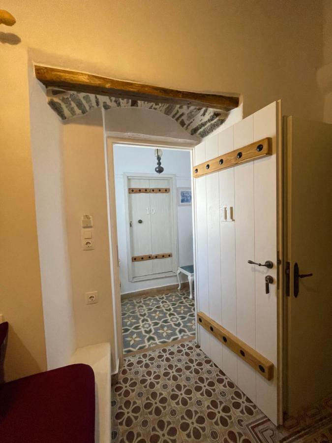 Отель Burgos Barrio Naxos City Экстерьер фото
