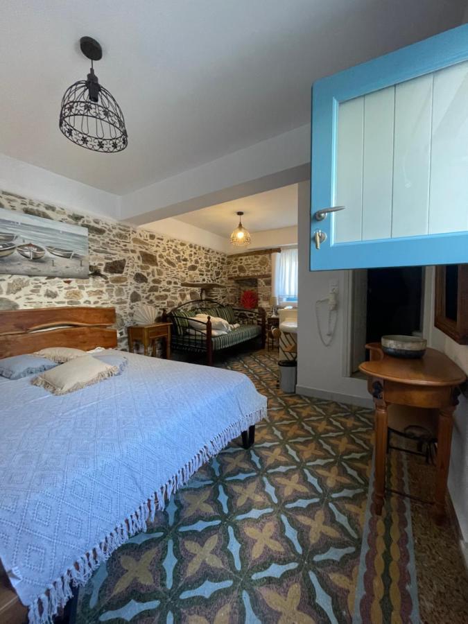 Отель Burgos Barrio Naxos City Экстерьер фото