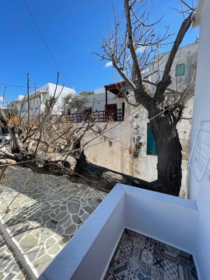 Отель Burgos Barrio Naxos City Экстерьер фото
