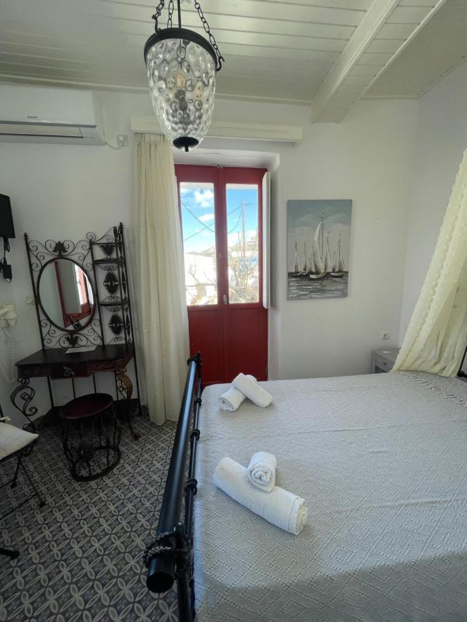 Отель Burgos Barrio Naxos City Экстерьер фото