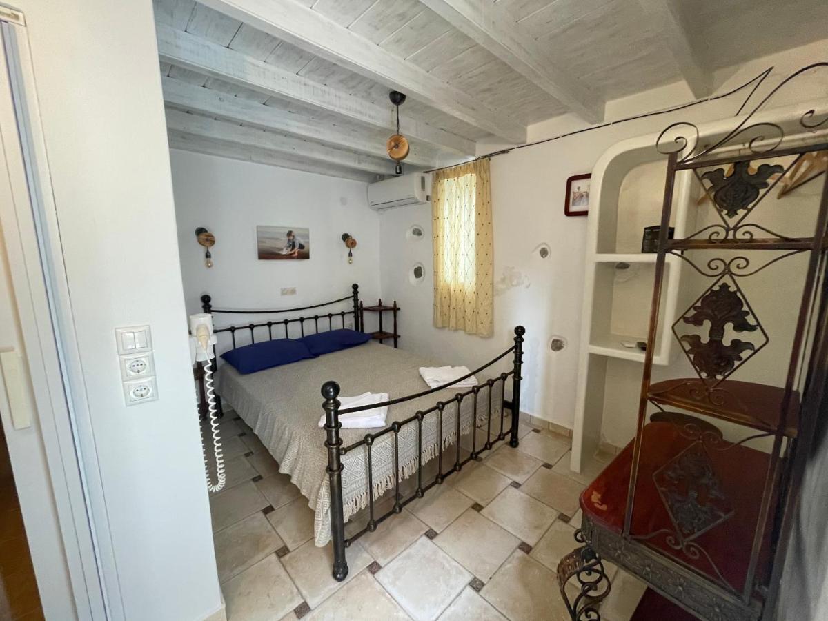 Отель Burgos Barrio Naxos City Экстерьер фото