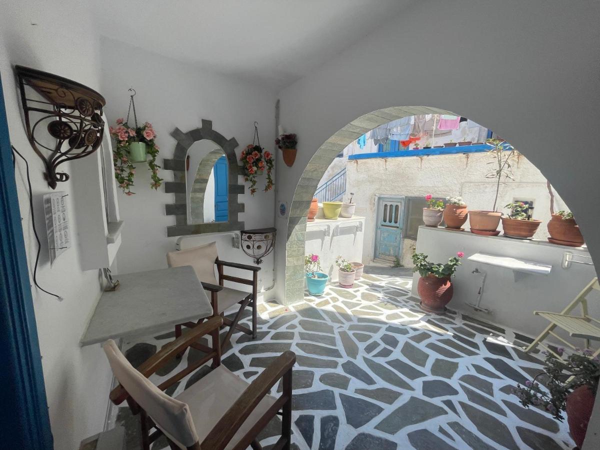 Отель Burgos Barrio Naxos City Экстерьер фото